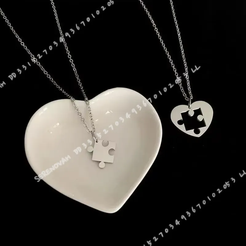 Juego de 2 Collares con Colgan - Magnetic Couple Matching Necklaces reseña y precio