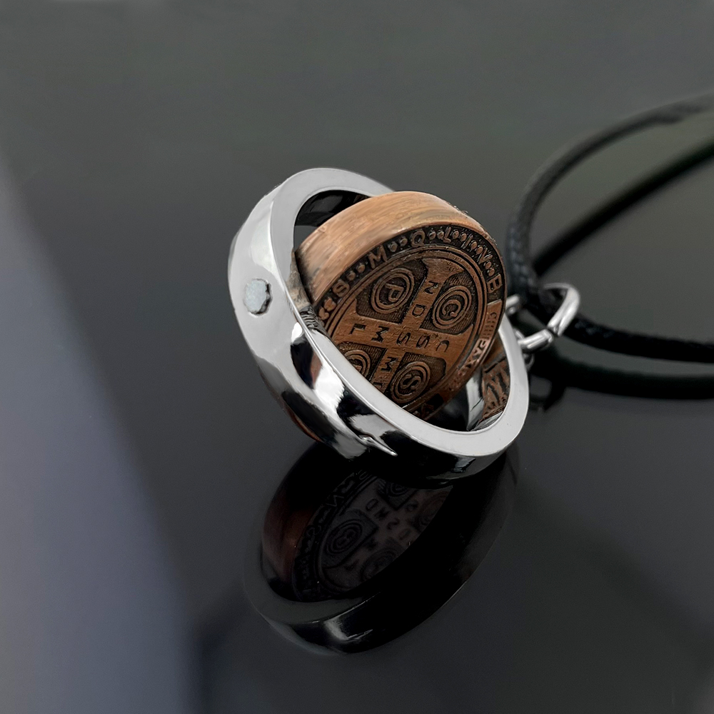 Nuevo Collar con Medalla de Sa - Necklaces reseña y precio