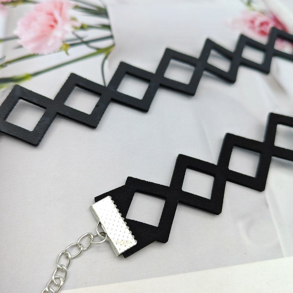Collar con Colgante de Clove d - Anime Pendant Necklace reseña y precio