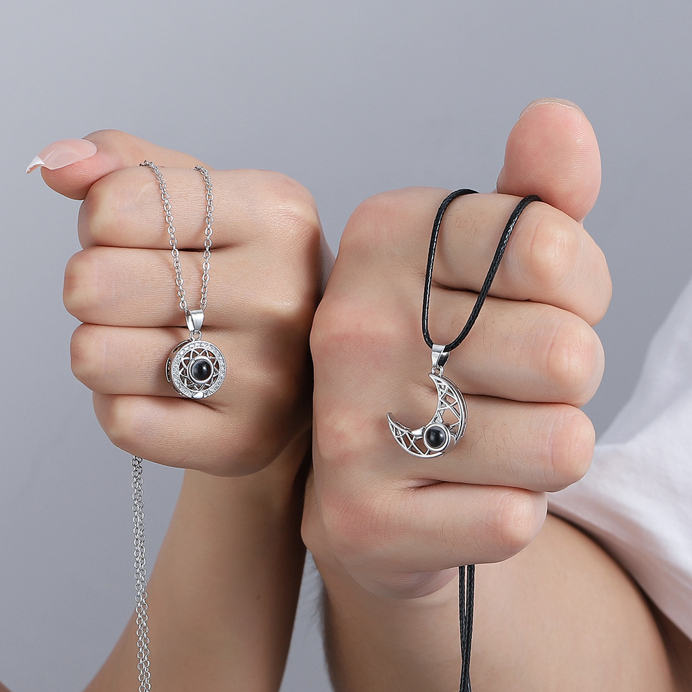 Collar magnético a juego para  - Magnetic Couple Matching Necklaces reseña y precio