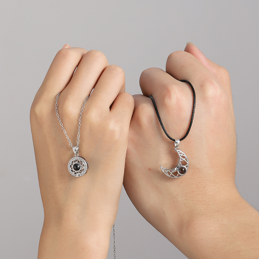 Collar magnético a juego para  - Magnetic Couple Matching Necklaces reseña y precio
