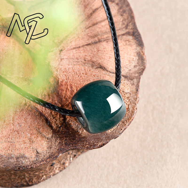 Colgante de Jadeíta Natural de - Necklaces reseña y precio